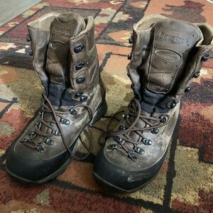 Kenetrek hiking boots